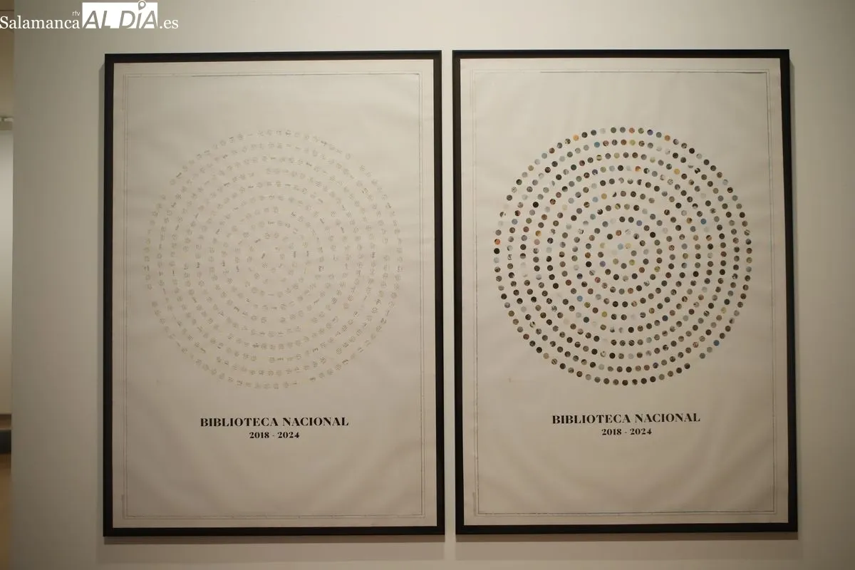 El concejal de Cultura, Ángel Fernández, la artista Elsa Paricio y el comisario Tiago de Abreu Pinto presentan la exposición ‘Biblioteca Nacional’ en el DA2. Fotos: Ángel Puma