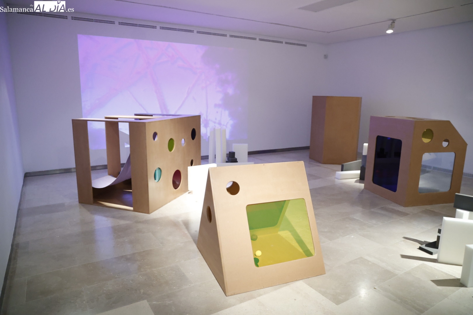 Exposición Sortilegio/Presencia/Saber en el DA2