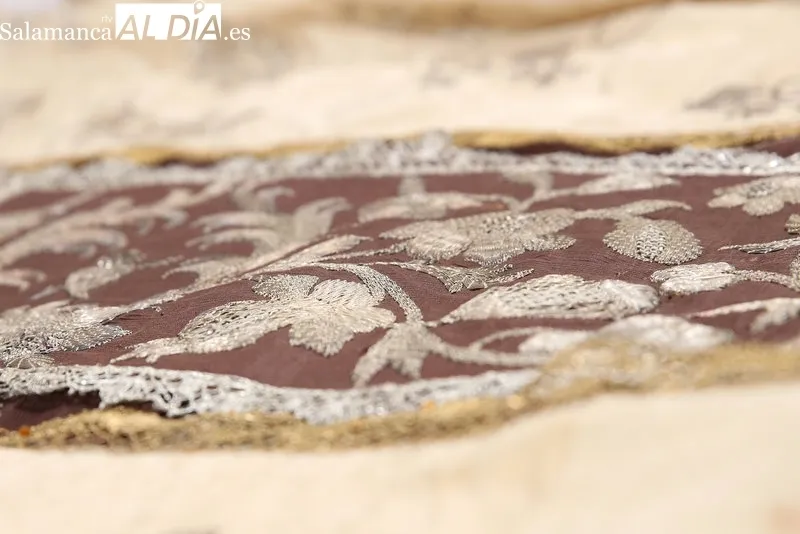 Foto 6 - Patrimonio Nacional desentra&ntilde;a los misterios del h&aacute;bito de Santa Teresa