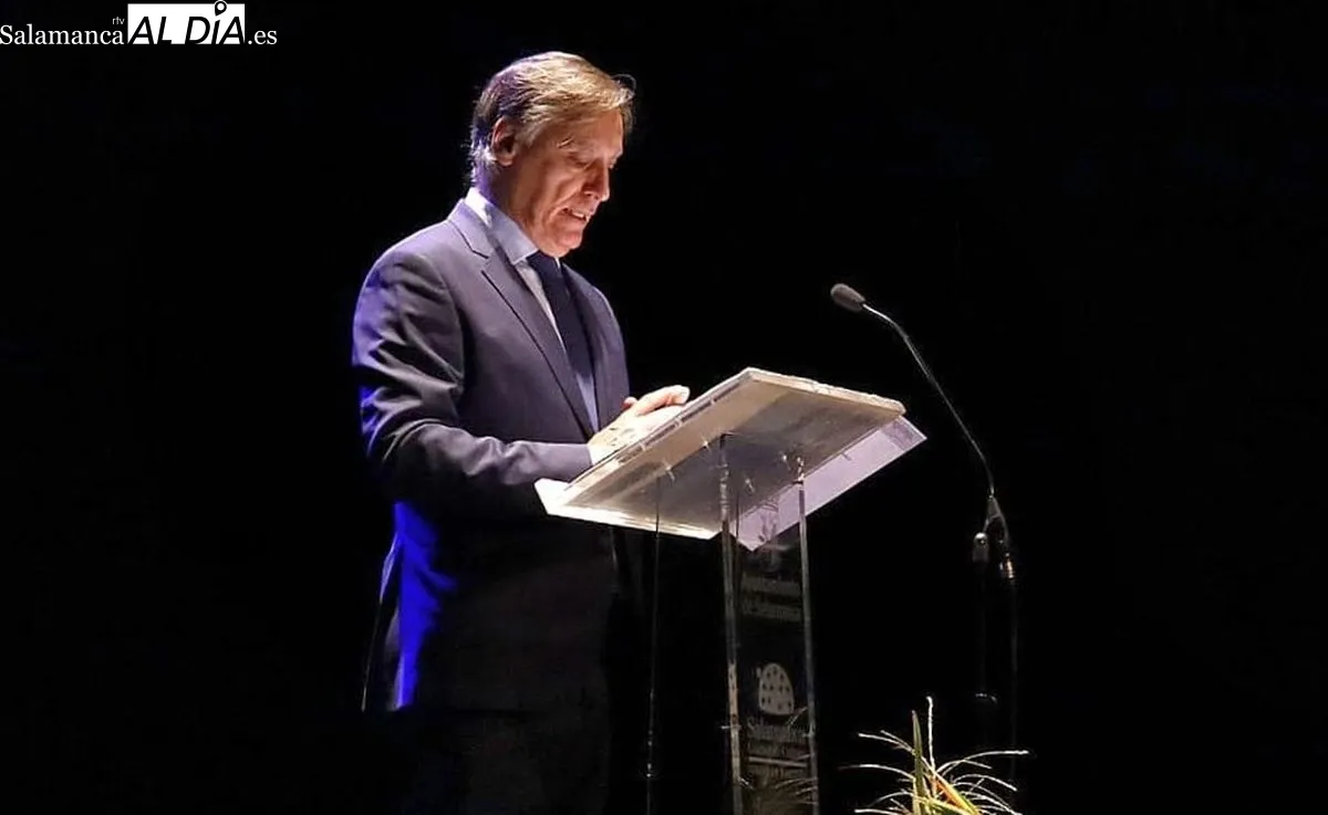 Inauguración de la jornada 'Salamanca: por Cajal y la Ciencia' en el Teatro Liceo. Foto de David Domínguez