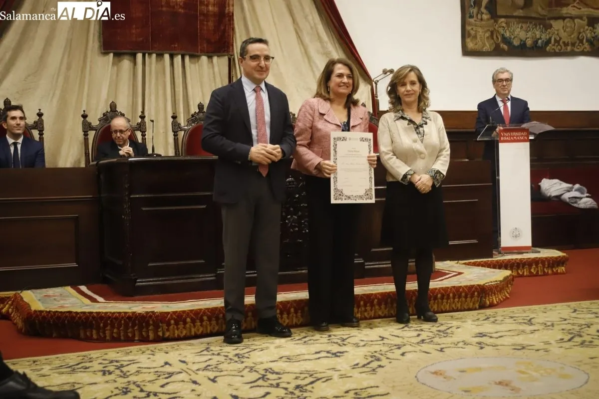 Entrega en el Paraninfo de la USAL de los premios  galardones María de Maeztu y Gloria Begué. Foto de Ángel Puma