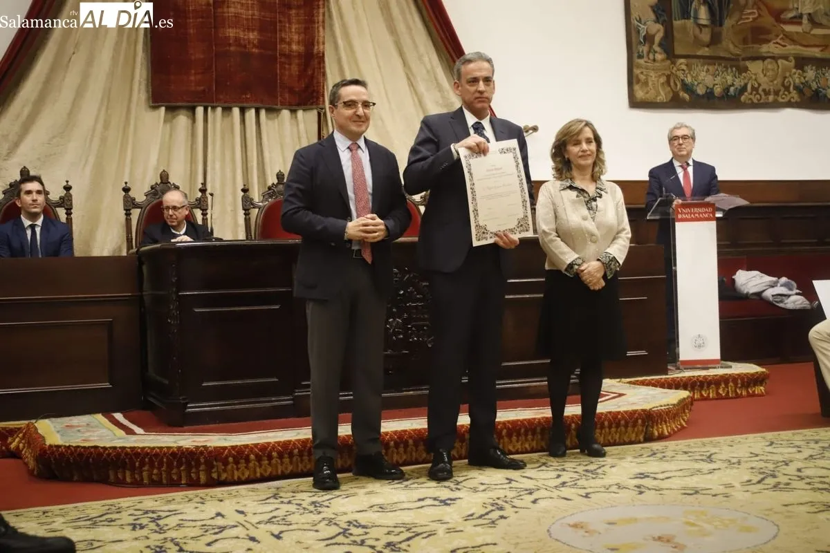 Entrega en el Paraninfo de la USAL de los premios  galardones María de Maeztu y Gloria Begué. Foto de Ángel Puma