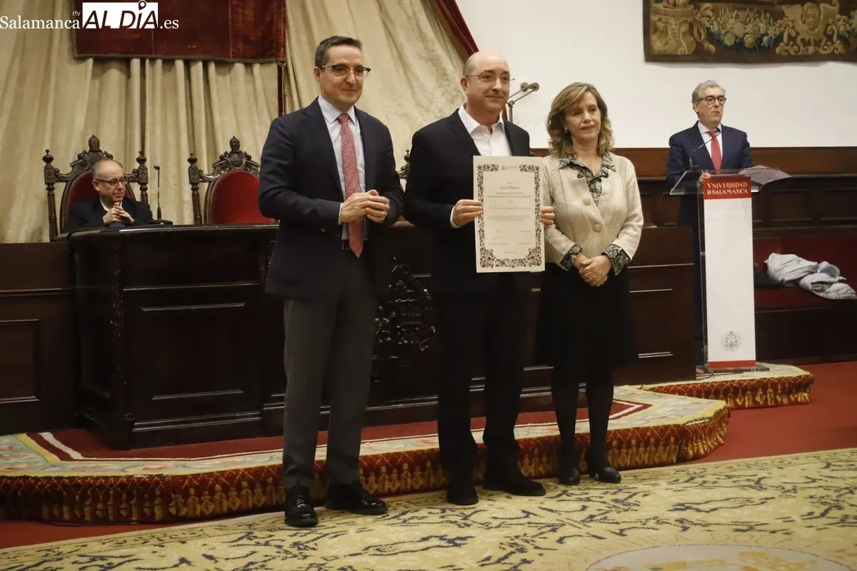 Entrega en el Paraninfo de la USAL de los premios  galardones María de Maeztu y Gloria Begué. Foto de Ángel Puma