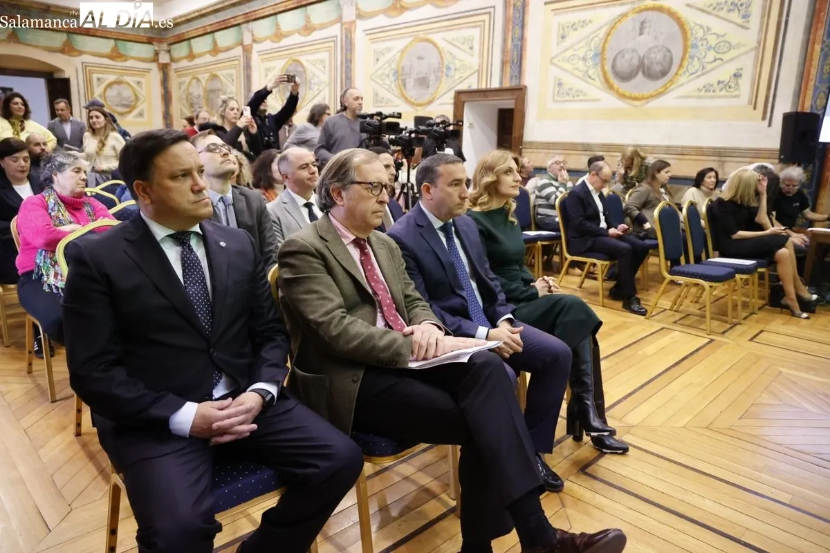 Presentación de la Cumbre Internacional de Gastronomía de CyL en el Salón de Pinturas del Colegio Arzobispo Fonseca. Foto de David Sañudo