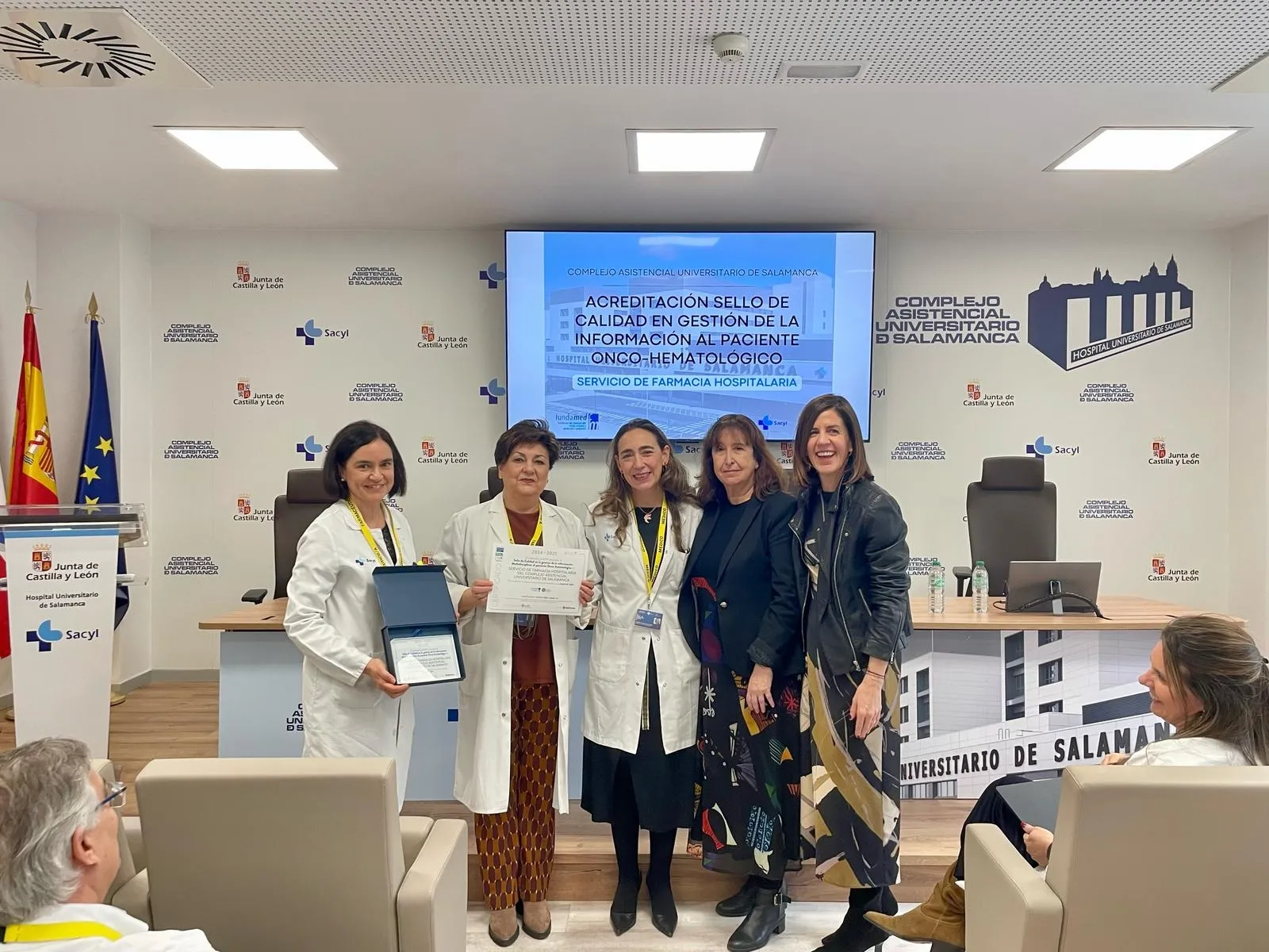 Foto 2 - El CAUSA recibe el Sello de Calidad en Gesti&oacute;n de la Informaci&oacute;n al Paciente Onco-hematol&oacute;gico por la excelencia de su Servicio de Farmacia Hospitalaria