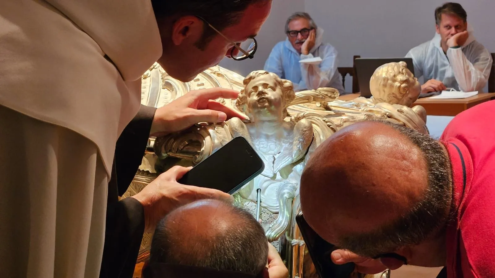 Foto 2 - Ver el cuerpo de Santa Teresa: una ocasi&oacute;n hist&oacute;rica 111 a&ntilde;os despu&eacute;s