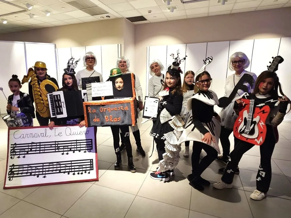 Carnaval en el centro comercial El Tormes