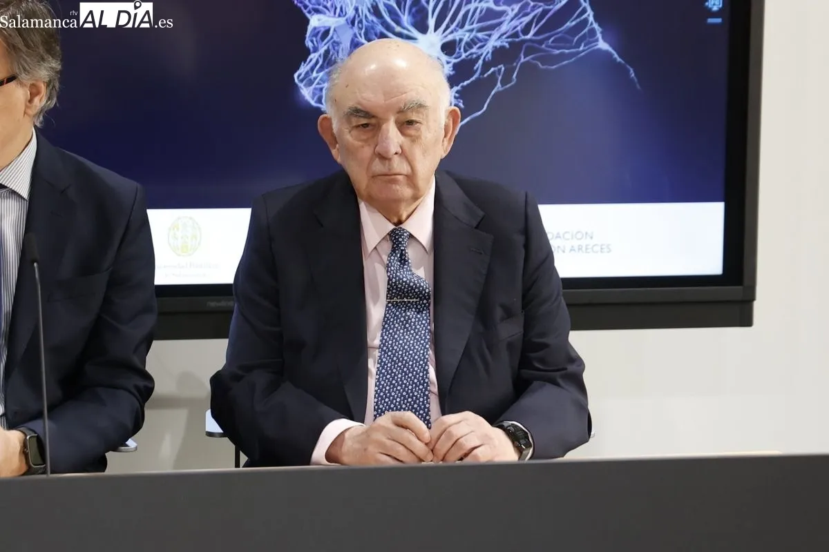El vicepresidente de la Fundación Ramón Areces, José María Medina, en la presentación en el Centro Internacional del Español de la segunda edición de la jornada 'Salamanca: por Cajal y la Ciencia'. Foto de David Sañudo