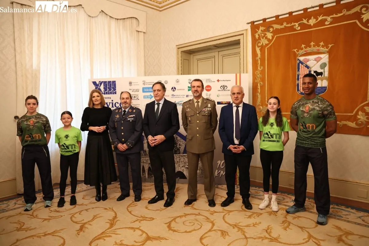 Presentación en el Ayuntamiento de Salamanca de la XIII Carrera Cívico-Militar 'San Fernando'. Foto de David Sañudo