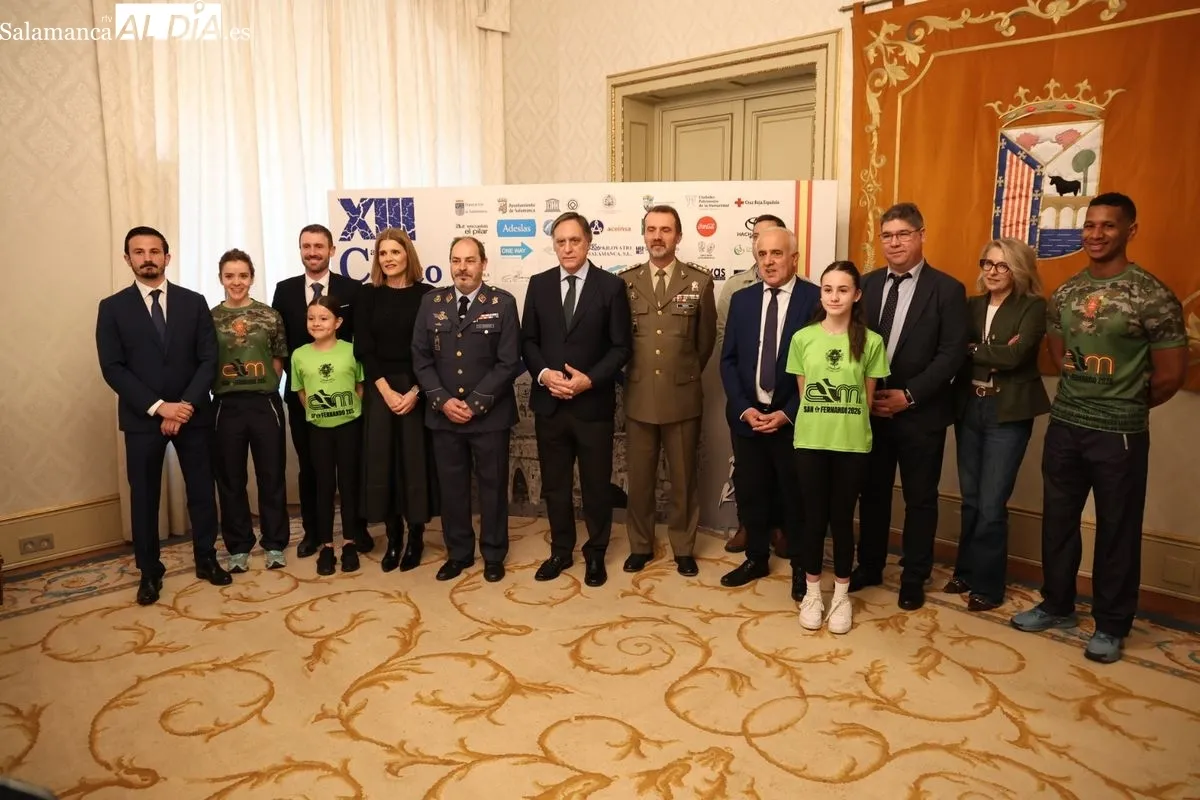 Presentación en el Ayuntamiento de Salamanca de la XIII Carrera Cívico-Militar 'San Fernando'. Foto de David Sañudo