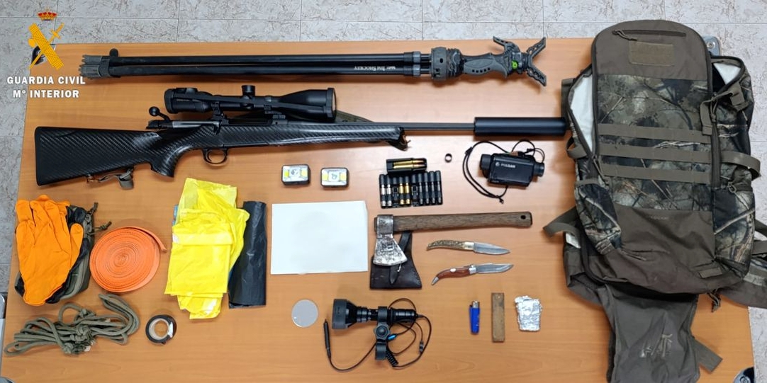 La Guardia Civil instruye 23 denuncias contra dos cazadores furtivos localizados en El Payo