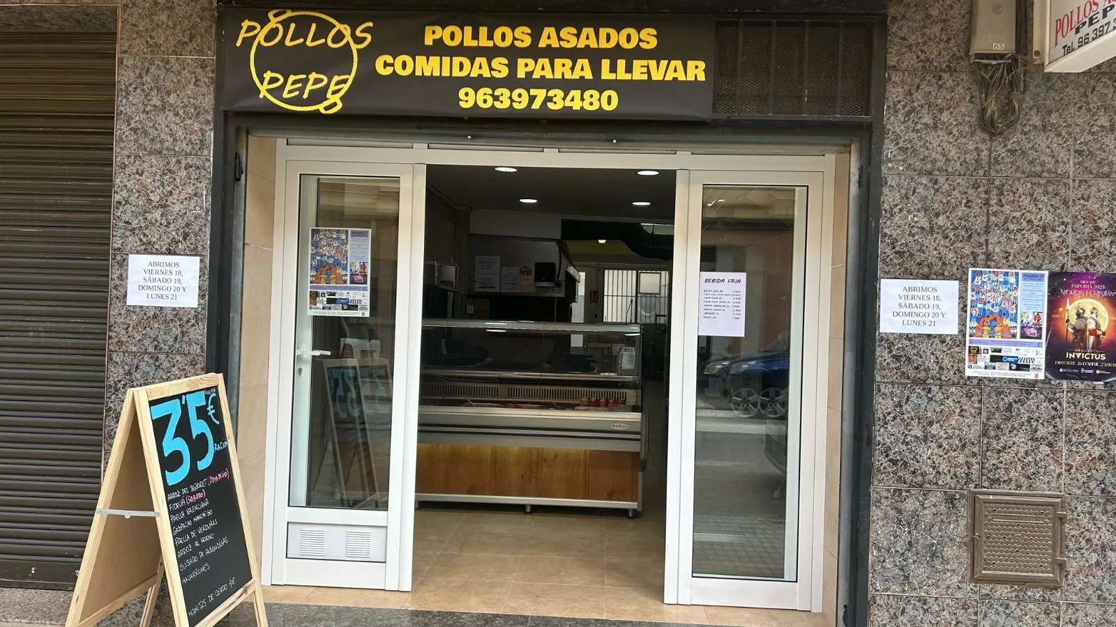 Foto 2 - Sonia, gerente del negocio de Paiporta que reabre gracias a Mancera de Abajo: &ldquo;Solo puedo decir gracias&rdquo;