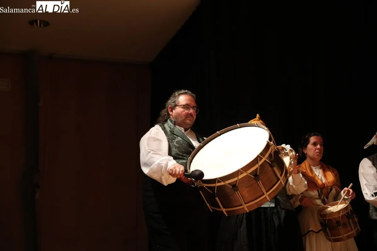 Actuaciones musicales y pasacalles en Salamanca para celebrar el Día de Galicia | FOTOS: David Sañudo
