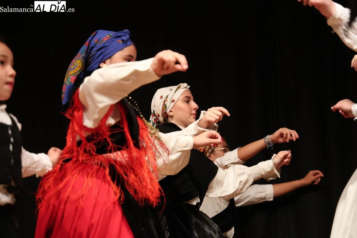 Actuaciones musicales y pasacalles en Salamanca para celebrar el Día de Galicia | FOTOS: David Sañudo