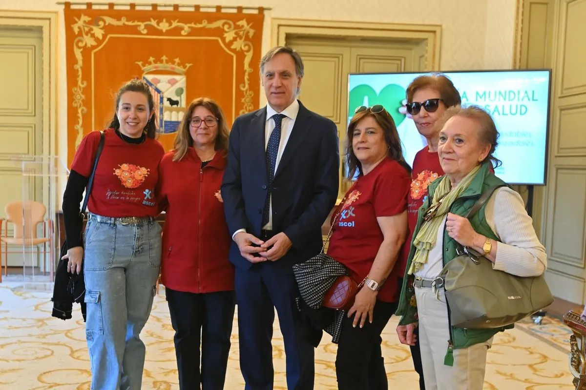 Foto 5 - Reconocimiento a la contribuci&oacute;n de m&aacute;s de 50 asociaciones de ayuda mutua al engranaje sanitario de Salamanca (FOTOS)