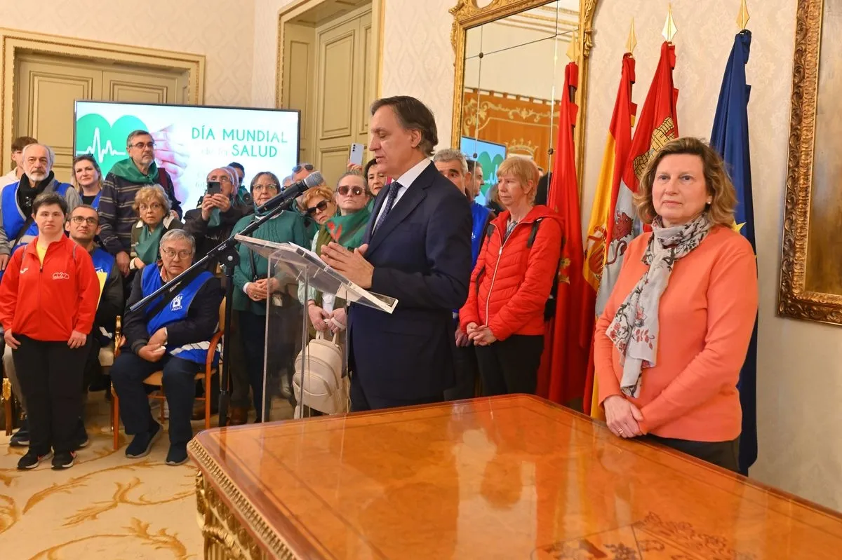 Foto 3 - Reconocimiento a la contribuci&oacute;n de m&aacute;s de 50 asociaciones de ayuda mutua al engranaje sanitario de Salamanca (FOTOS)