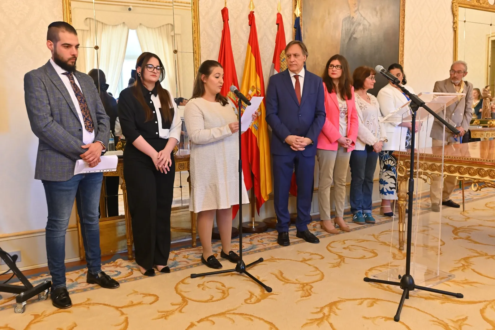 Foto 5 - El pueblo gitano de Salamanca celebra en el Ayuntamiento su d&iacute;a internacional