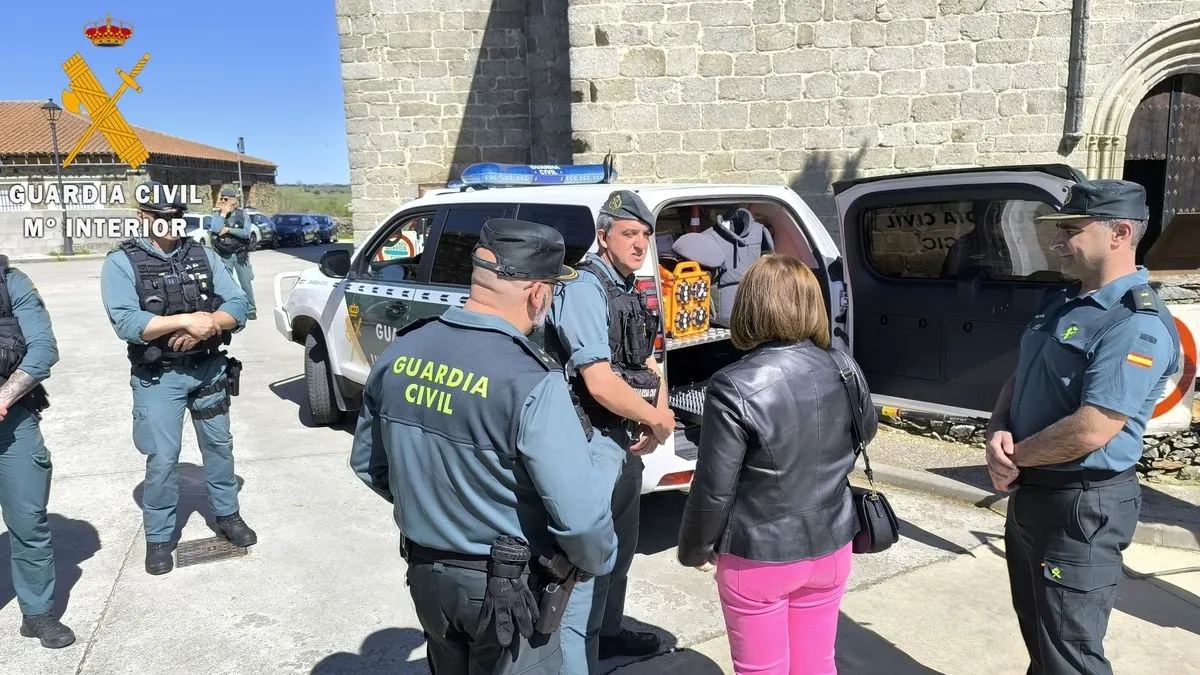 La Guardia Civil ha presentado esta mañana su Plan Jacobeo 2025 para la provincia de Salamanca, en un acto celebrado en la emblemática Iglesia de Santa María de Fuenterroble de Salvatierra