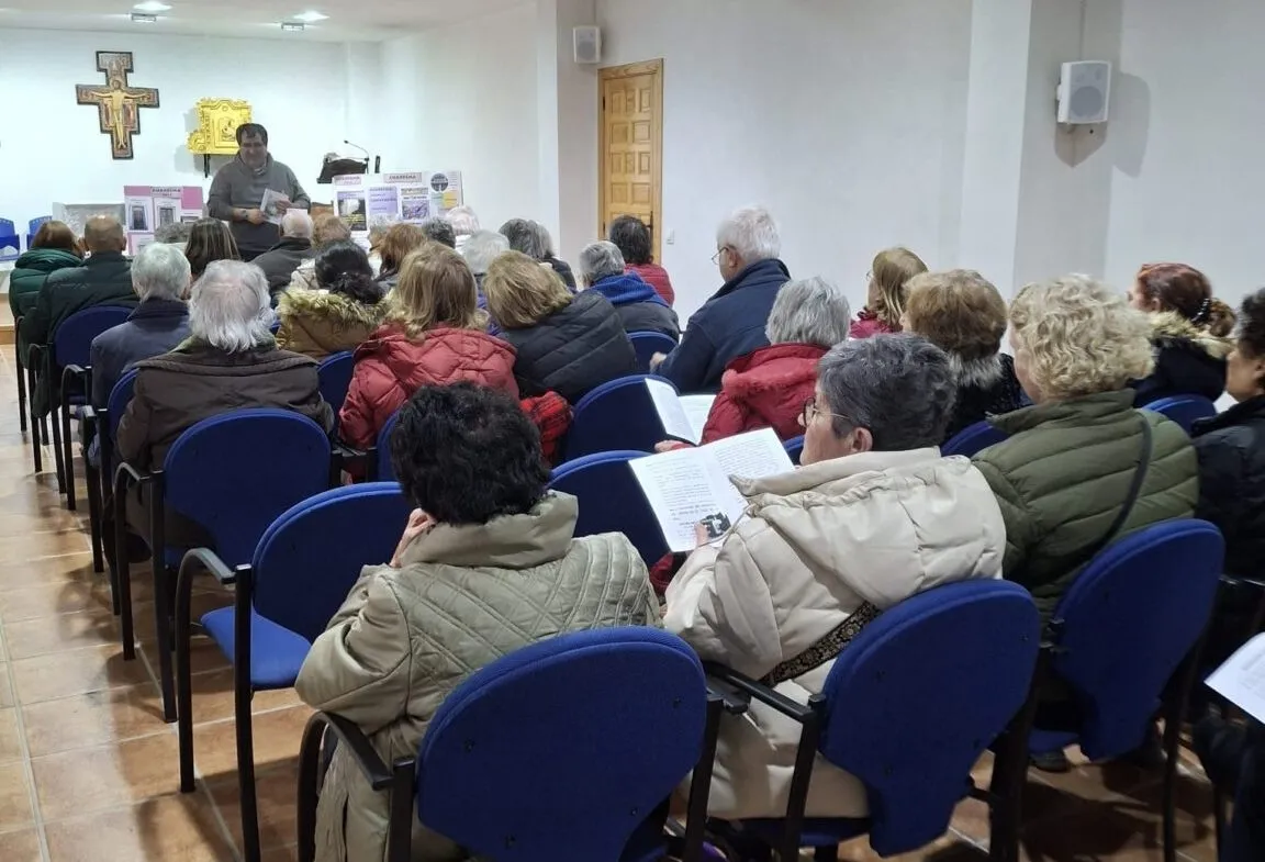 Foto 2 - Seis localidades distintas del Arciprestazgo de Arga&ntilde;&aacute;n acogen las &lsquo;24 Horas para el Se&ntilde;or&rsquo;