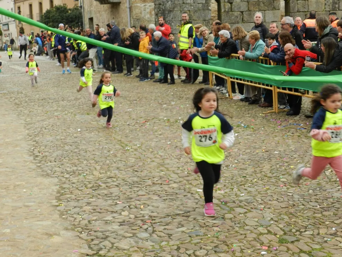 Trail La Mirandeña en Miranda del Castañar. Fotos de la Delegación Salmantina de Atletismo