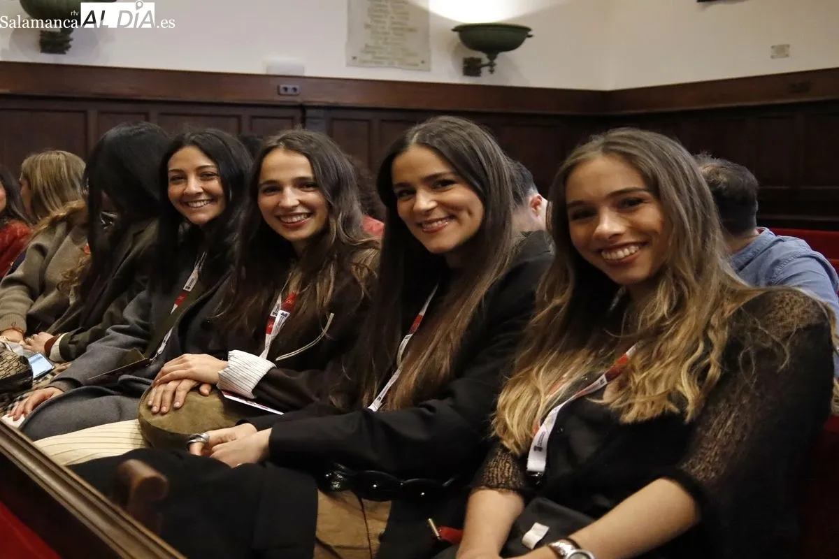 Graduados de la USAL de hace 5, 10 y 15 años se reencuentran en Salamanca | FOTOS: David Domínguez 
