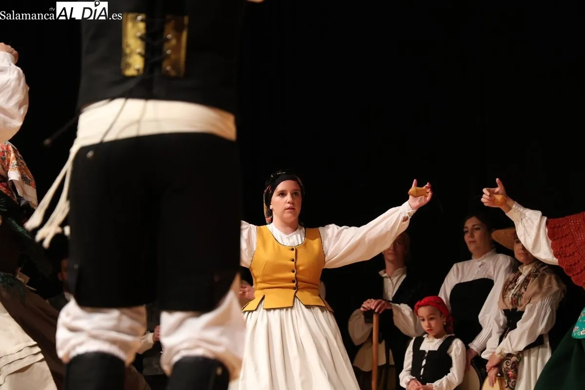 Actuaciones musicales y pasacalles en Salamanca para celebrar el Día de Galicia | FOTOS: David Sañudo