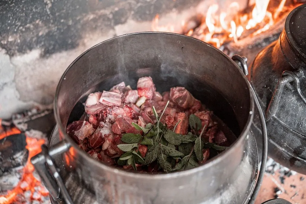 Chanfana de Meimão (Penamacor, Portugal) | JOÃO MARTINS