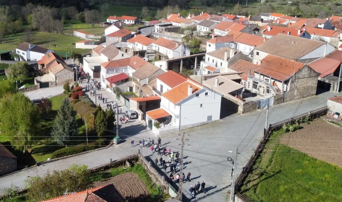 Foto 5 - Cerca de 350 personas toman parte en la 2&ordf; &lsquo;Caminhada da Liberdade&rsquo;