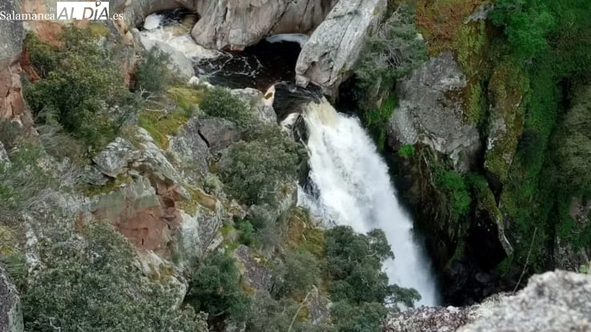 La ruta incluyó paradas en los miradores de la zona