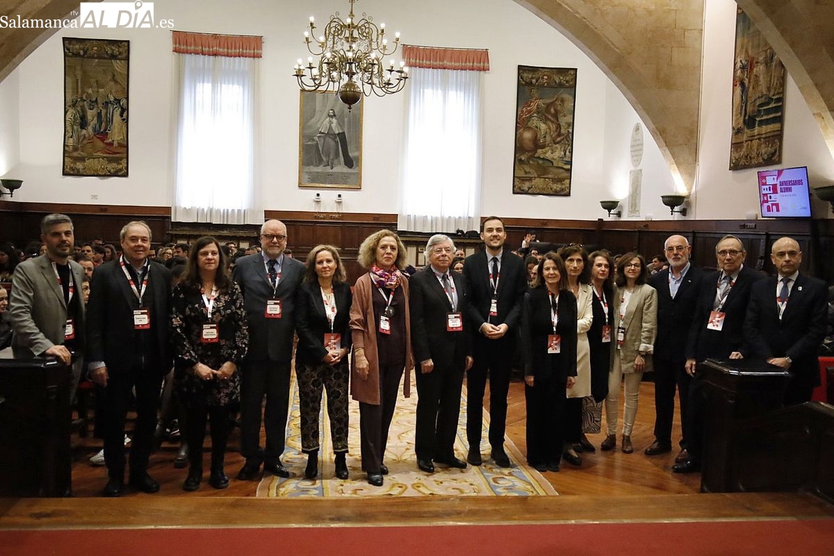 FOTOS | Graduados de la USAL de hace 5, 10 y 15 años se reencuentran en Salamanca