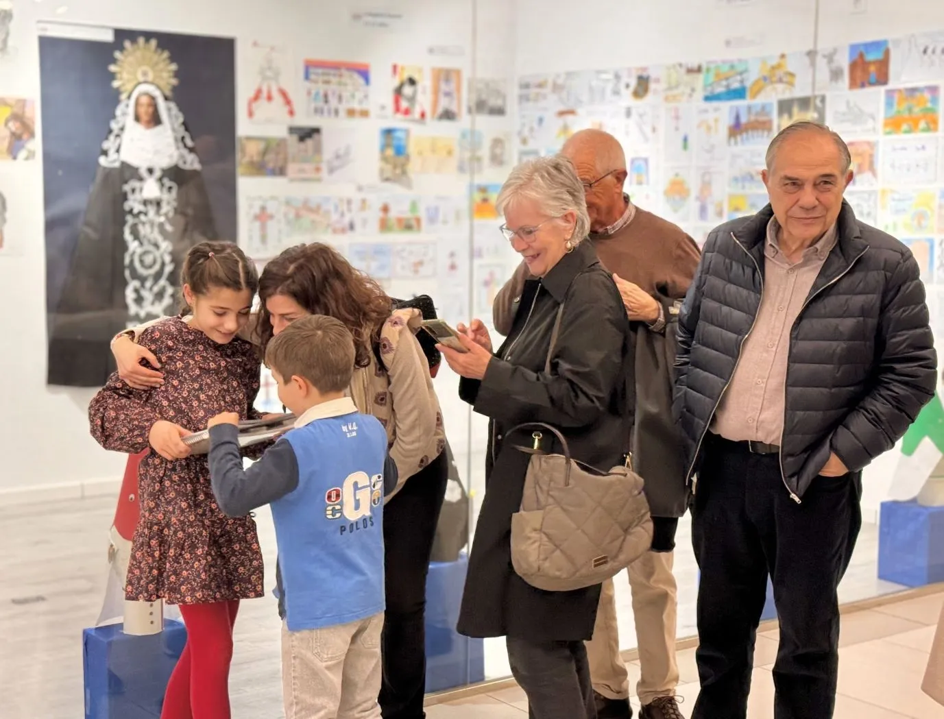 Entregados los premios del I Certamen de Dibujo y Pintura del Centro de Día  Lazarillo de Tormes sobre la Semana Santa