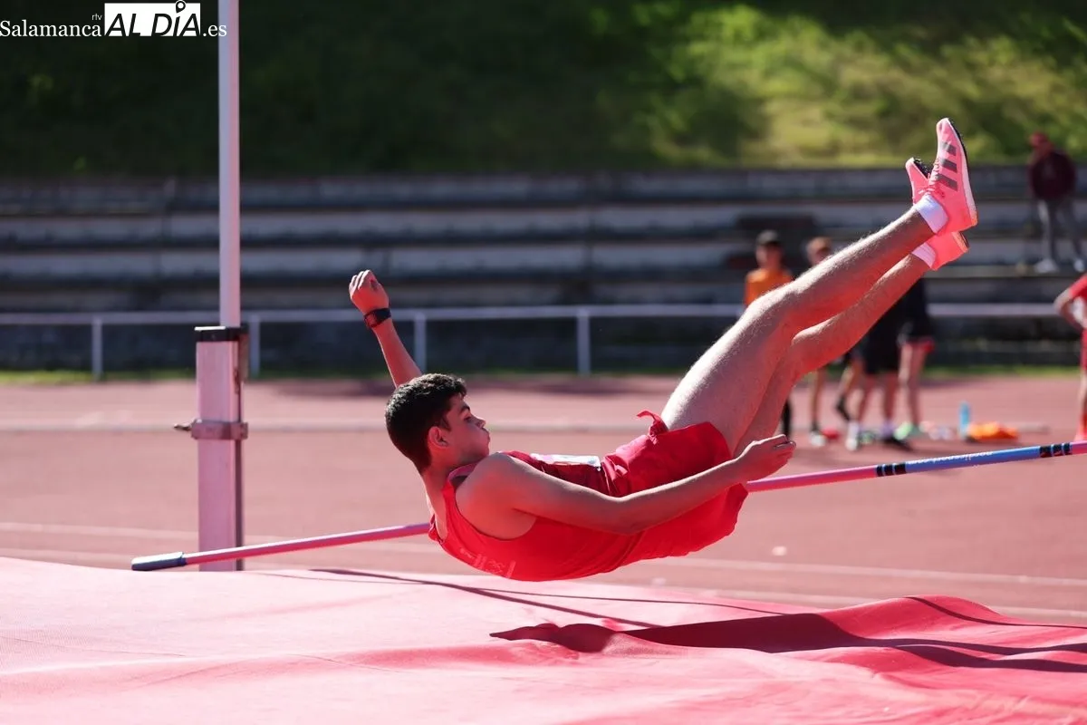 Emocionante final de atletismo en los Juegos Escolares de Salamanca | FOTOS: David Sañudo 