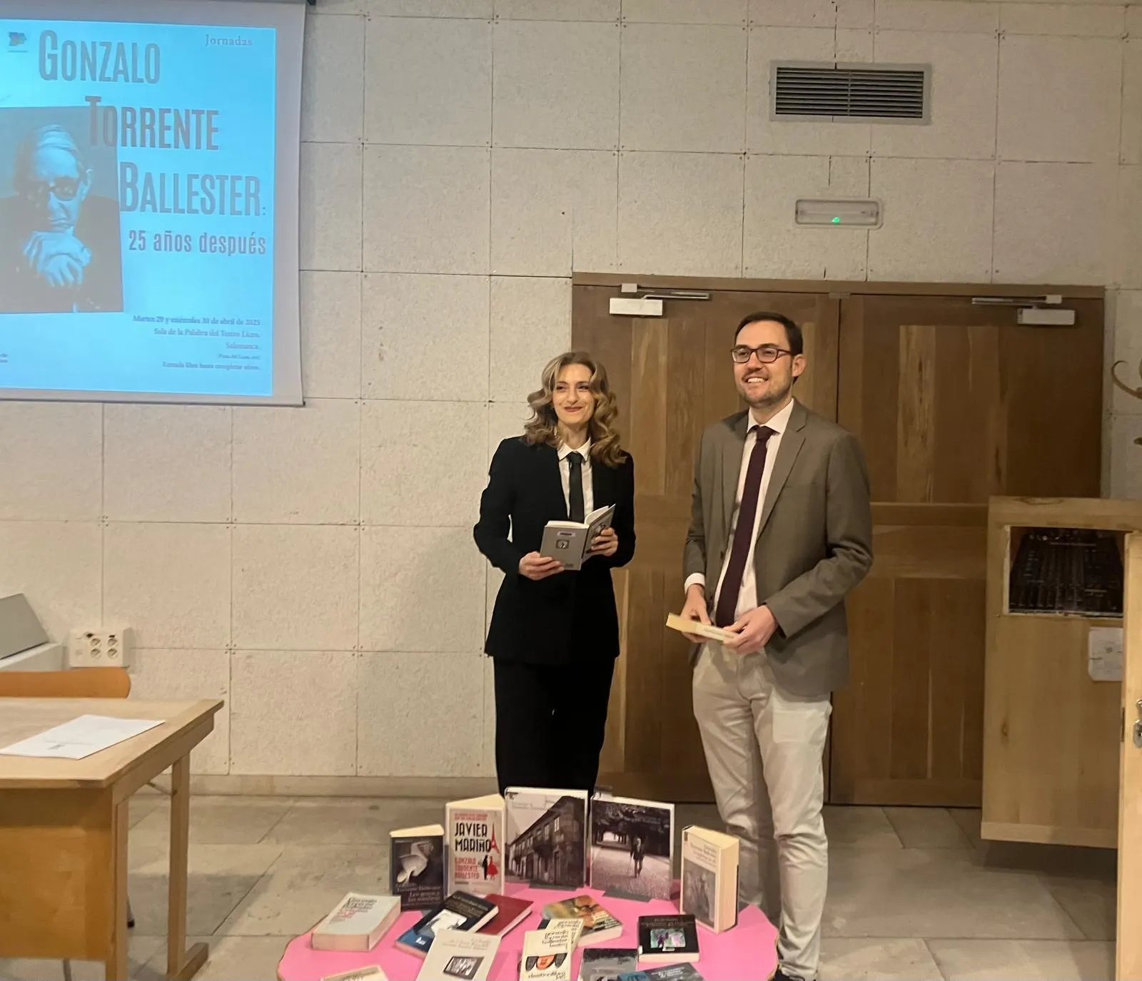 Variado programa de actividades para conmemorar el vigésimo quinto aniversario del fallecimiento de Gonzalo Torrente Ballester | FOTOS: JCYL