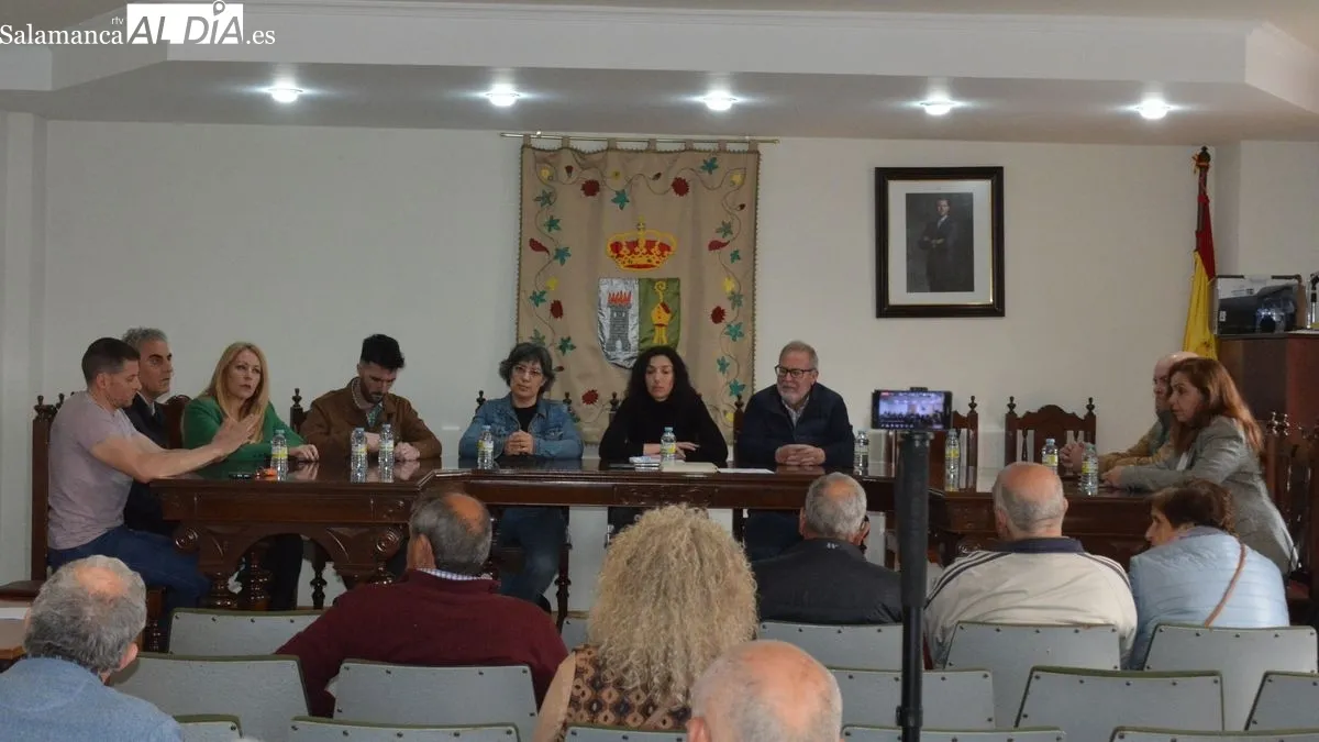 Foto 6 - Carlos Pedraz regresa a la Alcald&iacute;a de Lumbrales con el apoyo de Independientes y un voto de Salamanca Importa