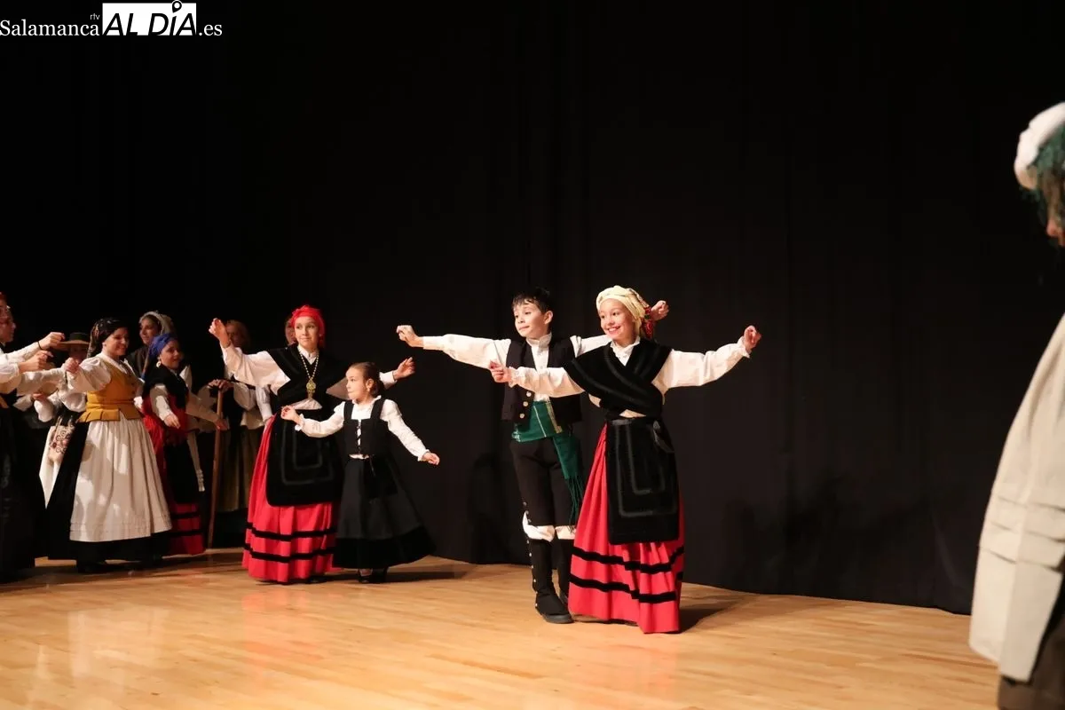 Actuaciones musicales y pasacalles en Salamanca para celebrar el Día de Galicia | FOTOS: David Sañudo