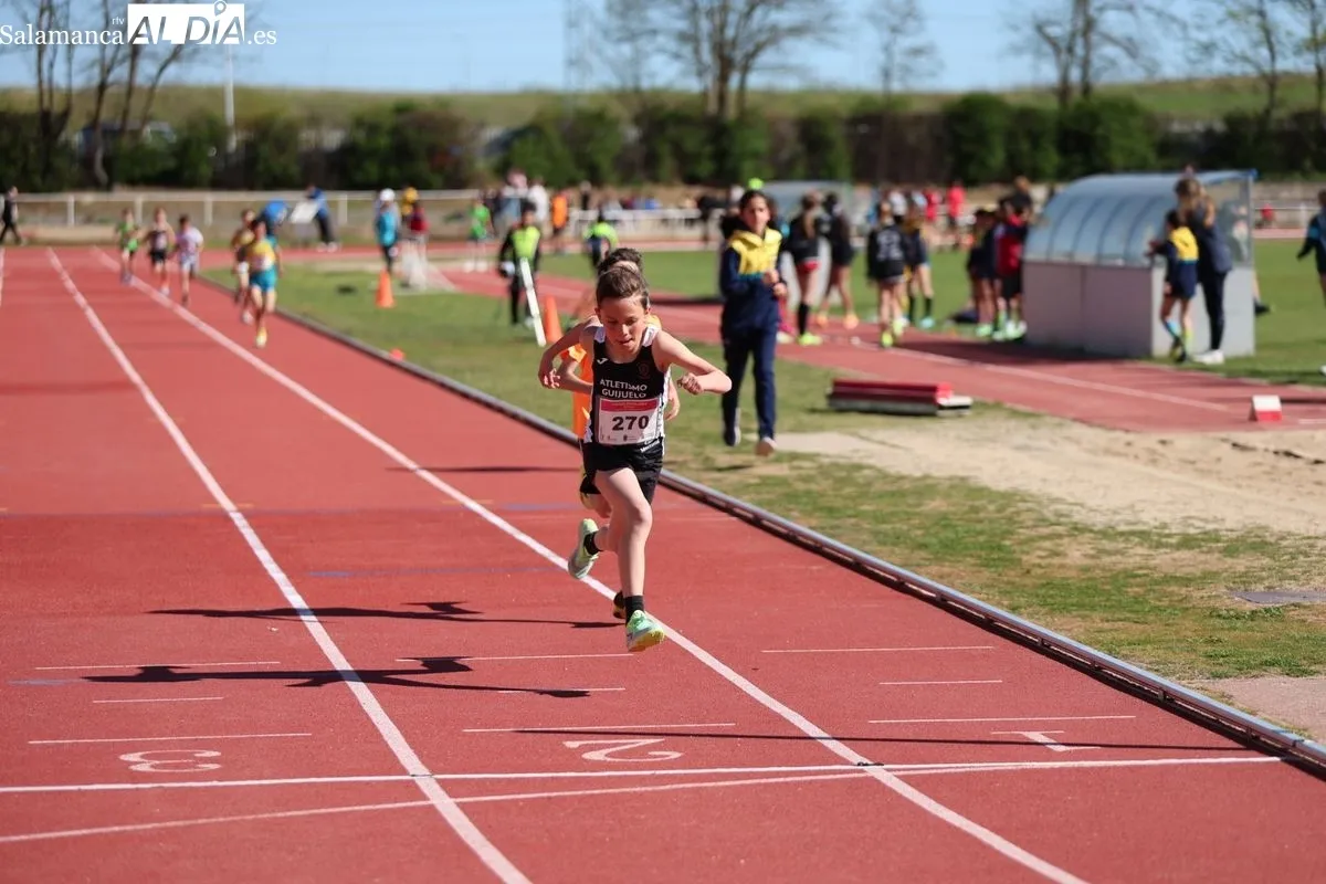 Emocionante final de atletismo en los Juegos Escolares de Salamanca | FOTOS: David Sañudo 
