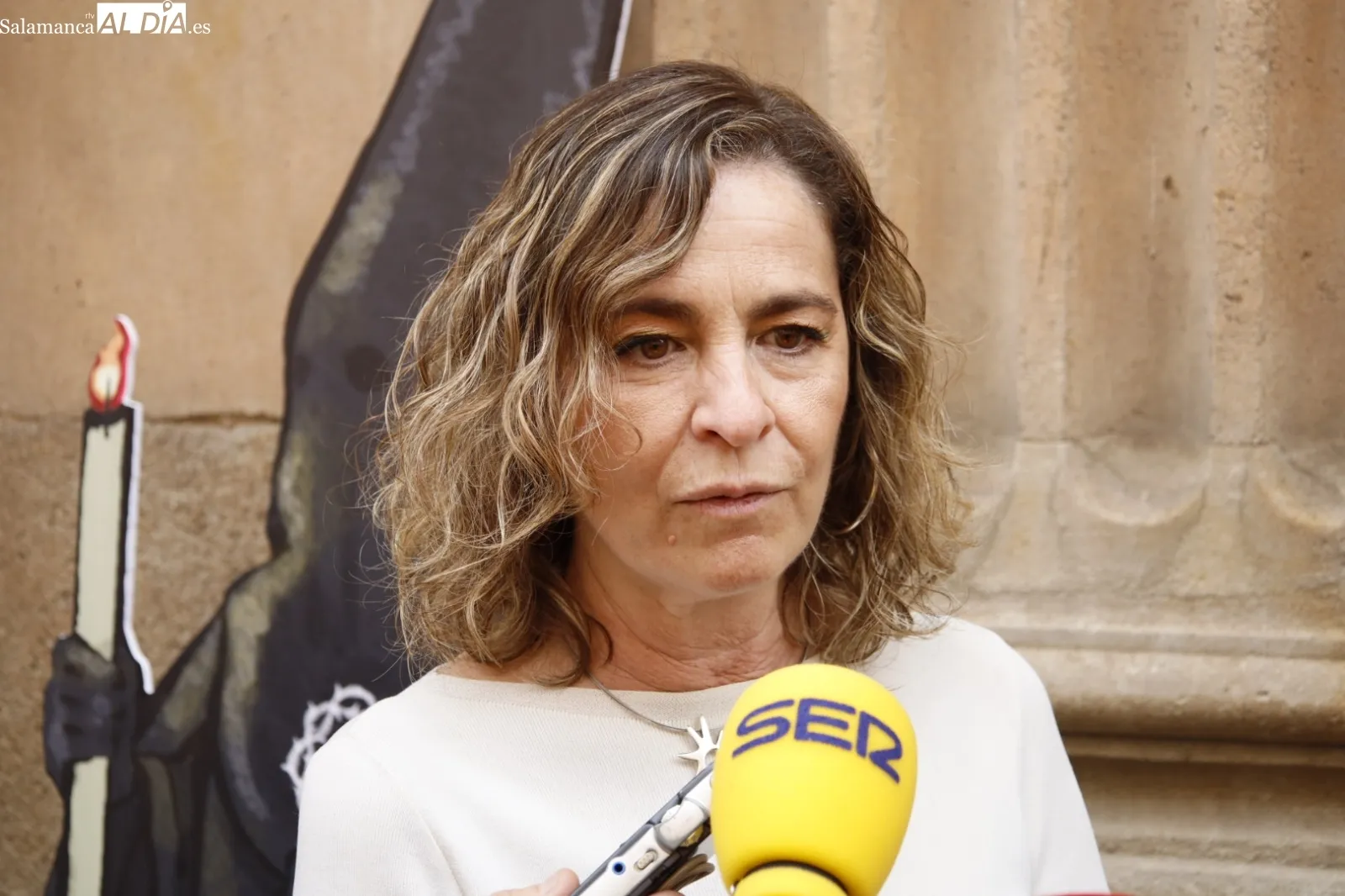 Foto 4 - V&Iacute;DEO | Estos son los nuevos cofrades que puedes ver en la R&uacute;a de Salamanca 