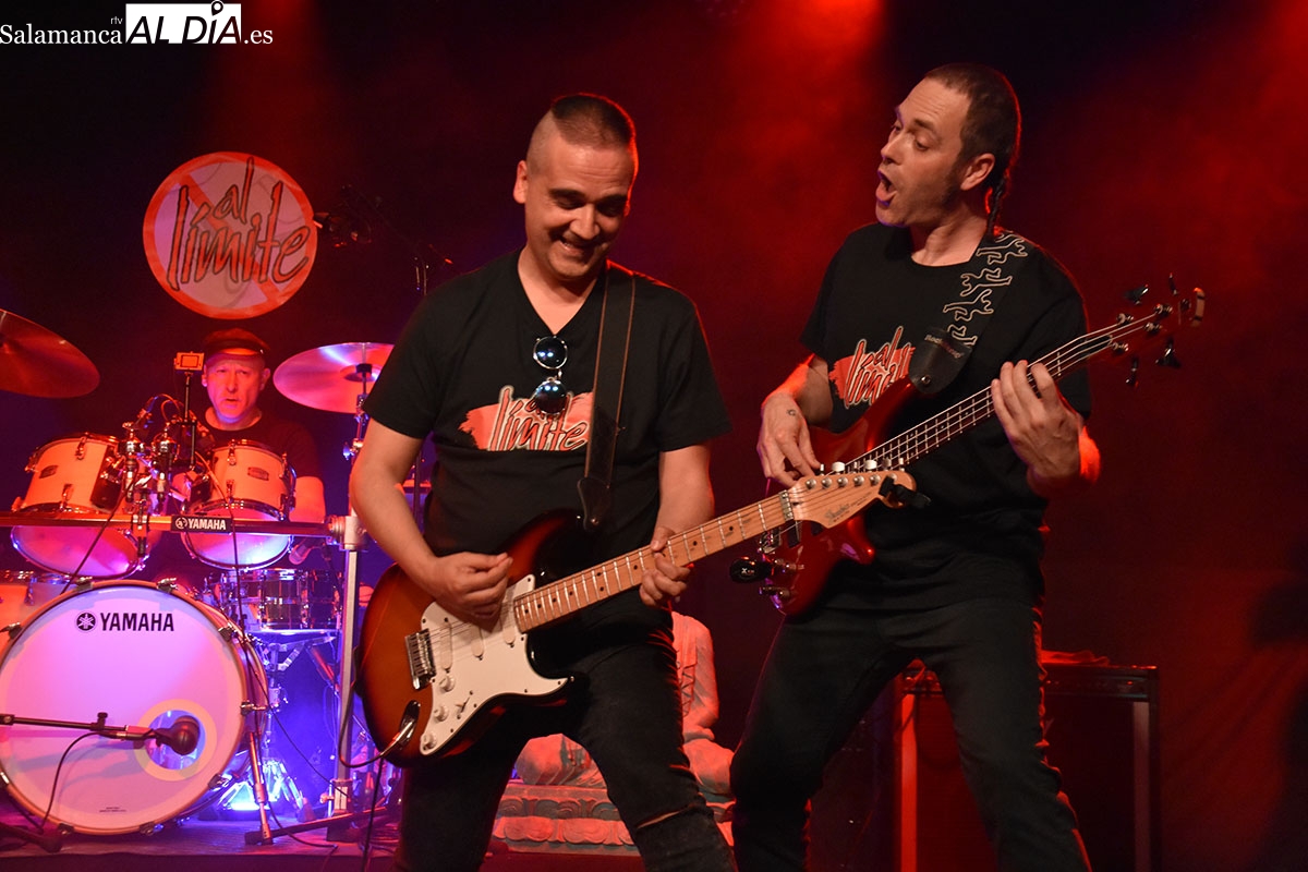 Grupo Al Límite que actuará en este encuentro de antiguos alumnos. Foto Carmen Borrego y FerCyborg