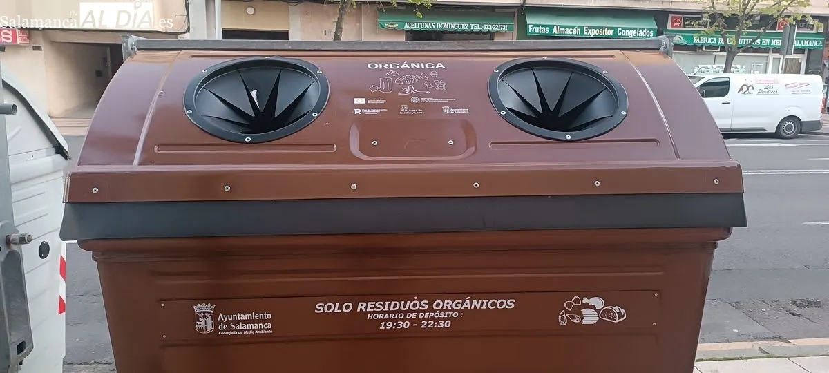 Uno de los contenedores de Salamanca. Foto de David Sañudo