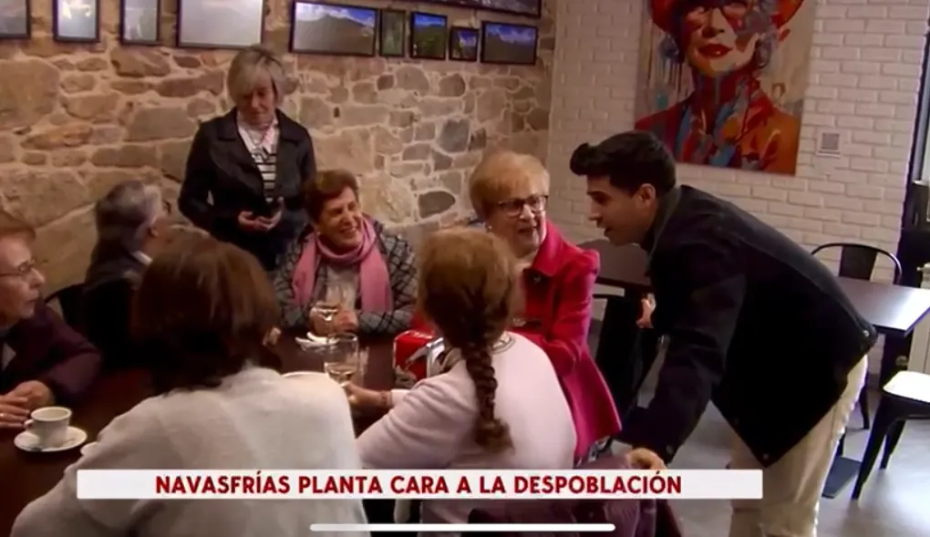 Foto 9 - &lsquo;Noticias Cuatro&rsquo; dedica un reportaje a la lucha contra la despoblaci&oacute;n de Navasfr&iacute;as