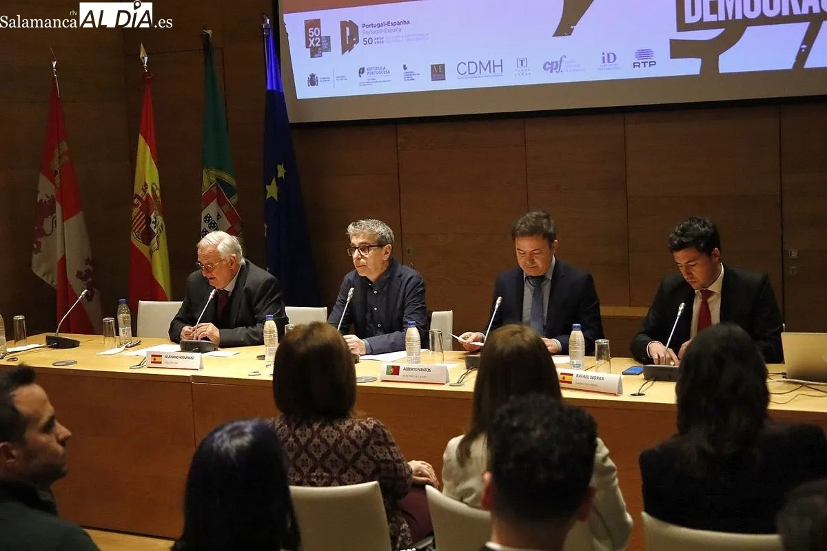 Centro Documental de la Memoria Histórica inaugura la exposición ‘Portugal y España. 50 años de democracia’ | Fotos: David Domínguez