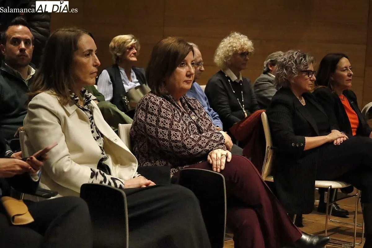 Centro Documental de la Memoria Histórica inaugura la exposición ‘Portugal y España. 50 años de democracia’ | Fotos: David Domínguez