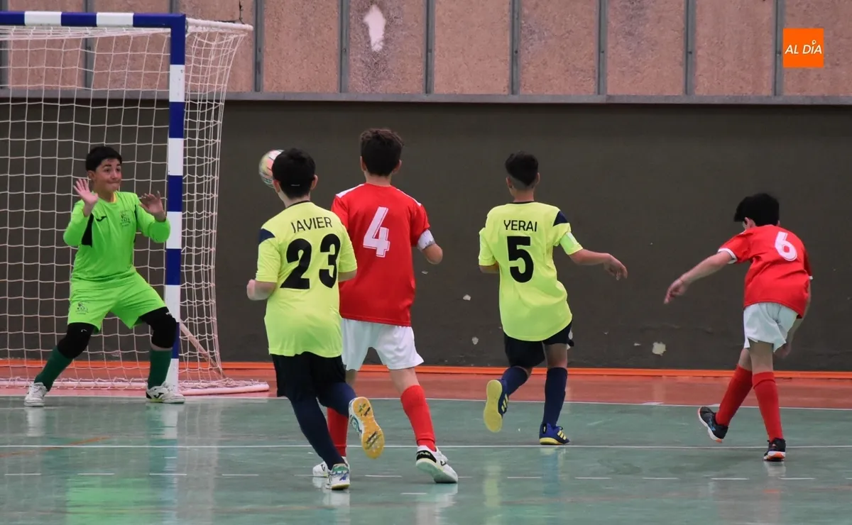 Foto 4 - #M [12-13 ABR] III Columnas A e InterSala hacen los deberes en su cuerpo a cuerpo por la Liga Alev&iacute;n