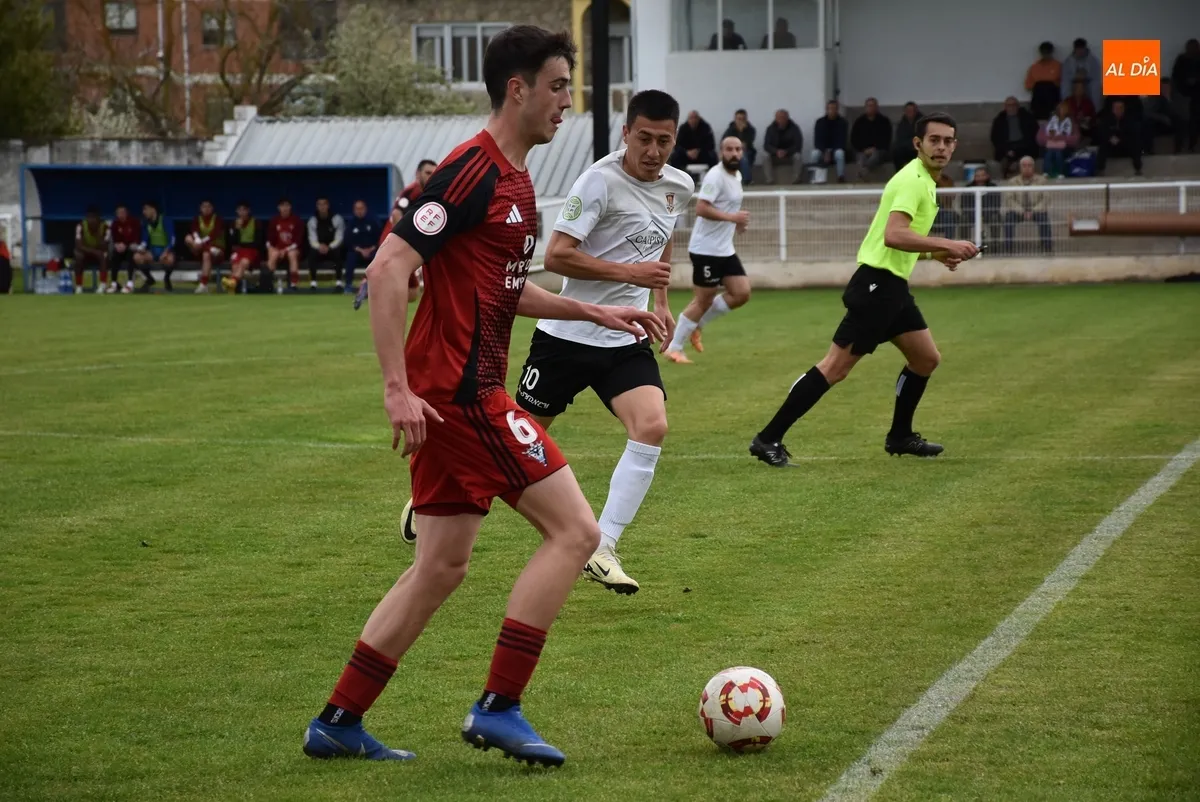 Foto 7 - Enorme partido sin premio del Senior del Ciudad Rodrigo ante el Mirand&eacute;s B
