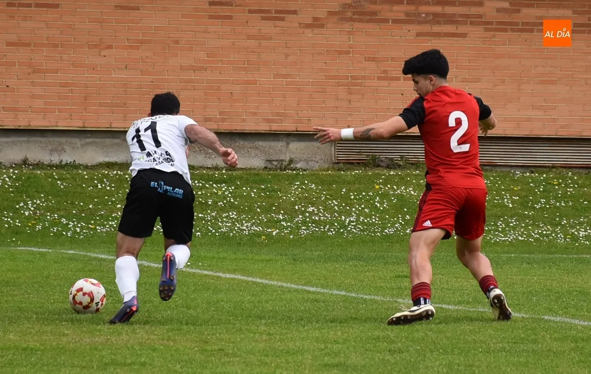 Foto 10 - Enorme partido sin premio del Senior del Ciudad Rodrigo ante el Mirand&eacute;s B