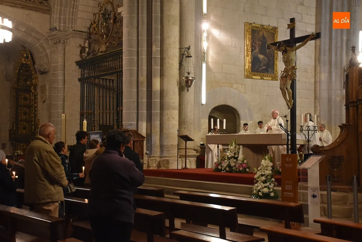 Foto 2 - El Cristo del Silencio est&aacute; de vuelta a la Catedral de Santa Mar&iacute;a