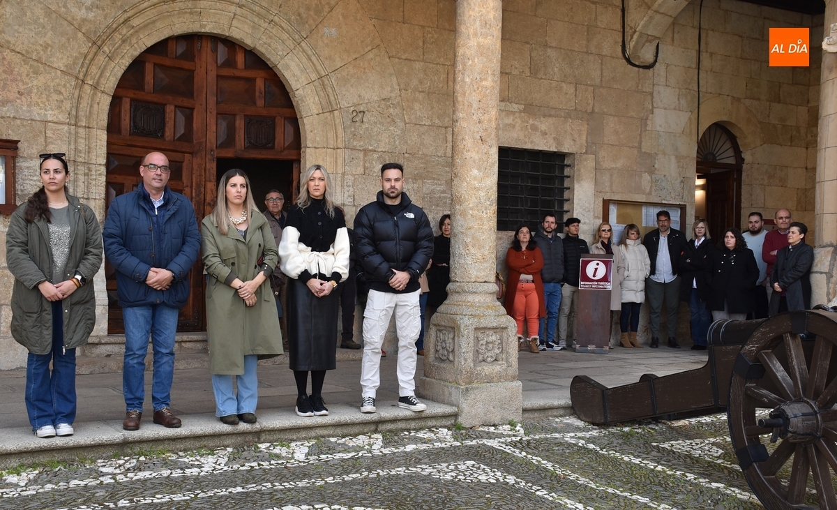 Ciudad Rodrigo guarda un minuto de silencio por los cinco mineros fallecidos en Asturias