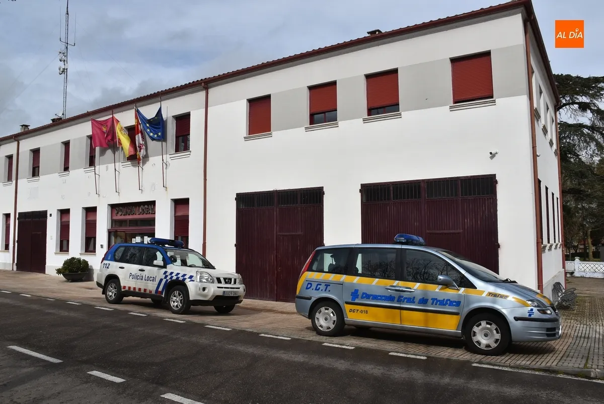 Foto 8 - La Polic&iacute;a Local de Ciudad Rodrigo incorpora un nuevo veh&iacute;culo de tipo h&iacute;brido