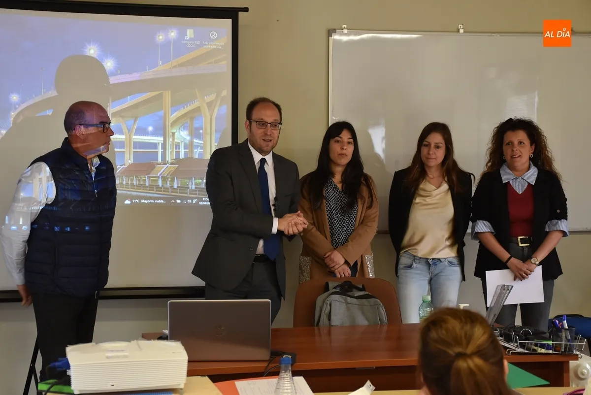 Foto 2 - Un total de 18 alumnos inician las AFE Asistir y Riberas impulsadas por el Ayuntamiento