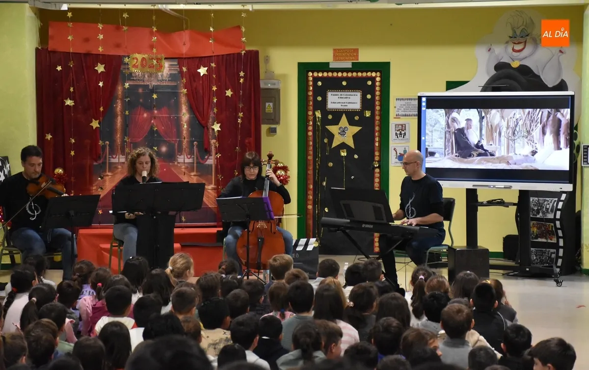 Foto 3 - Astrolabio ofrece un recital de bandas sonoras para abrir las Jornadas Culturales del Colegio Mir&oacute;briga